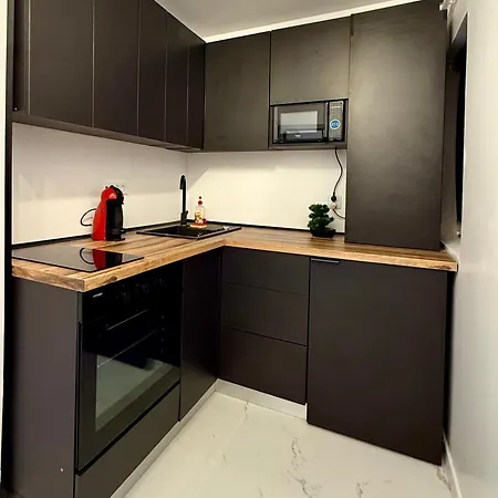 Inspirenest Iulius Mall アパート